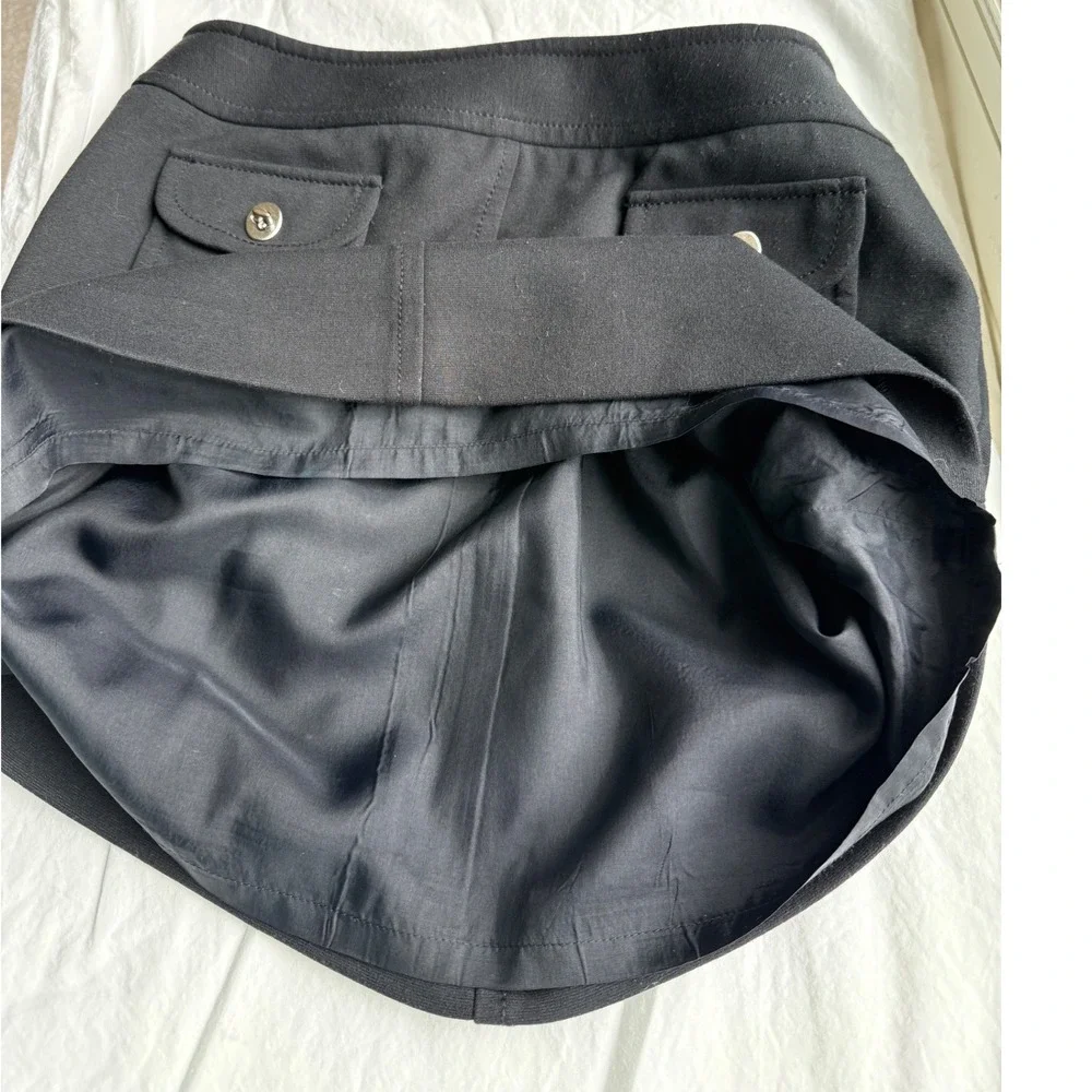 Ann‎ Taylor LOFT Black Mini Skirt A-Line Turn-Lock Pocket Detail Size 10